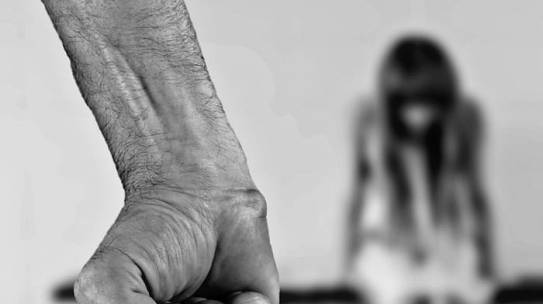 FORMALIZAN A HOMBRE POR VIOLACIÓN A NIÑA DE 12 AÑOS EN CAMIÑA