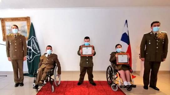 NIÑOS DE POZO ALMONTE CUMPLIERON SU SUEÑO DE SER CARABINEROS