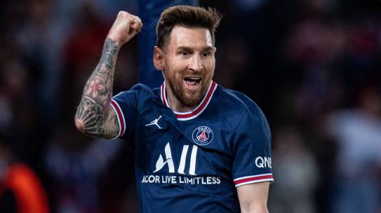 MESSI SUPERA LA MARCA DE PELÉ COMO MÁXIMO GOLEADOR