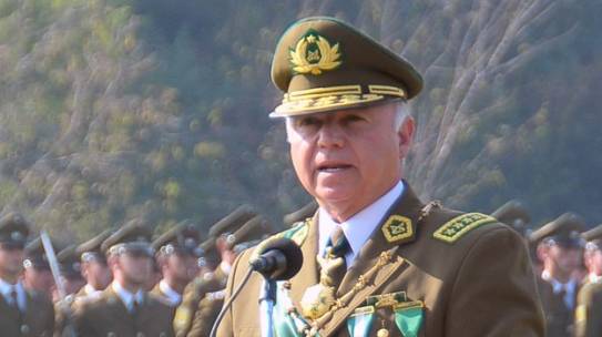 DICTAN ARRESTO DOMICILIARIO NOCTURNO PARA EX GENERAL DE CARABINEROS EDUARDO GORDON